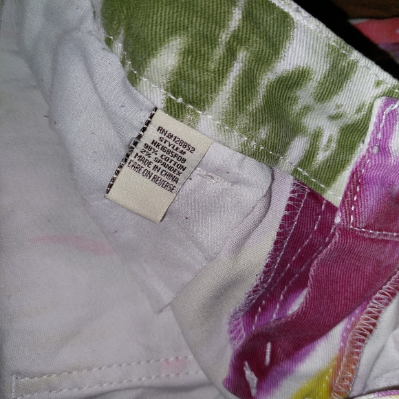 (7) Hot Kiss Skinny Lily Jeans - Picture 4 of 5